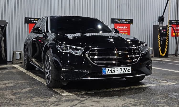 E-Class W214