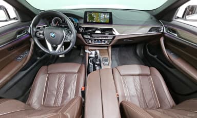 5 Series (G30)