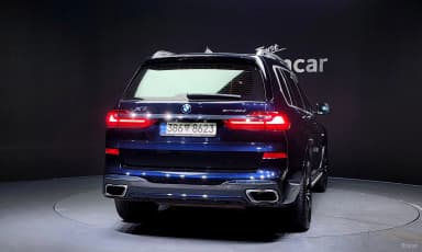 X7 (G07)
