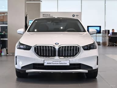 5 Series (G60)