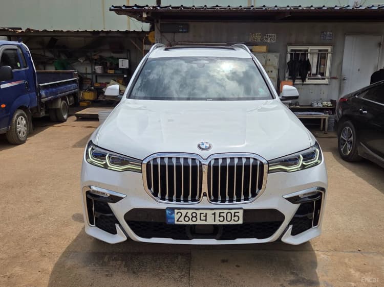 X7 (G07)