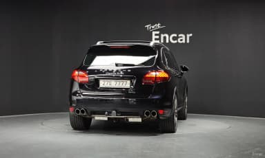New Cayenne