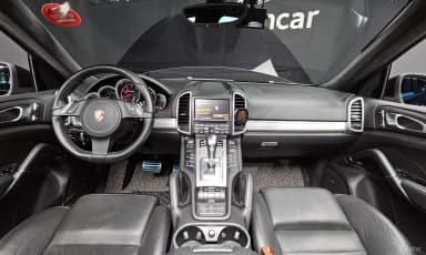 New Cayenne