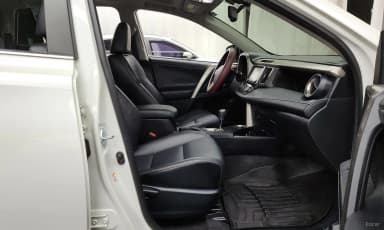 RAV4