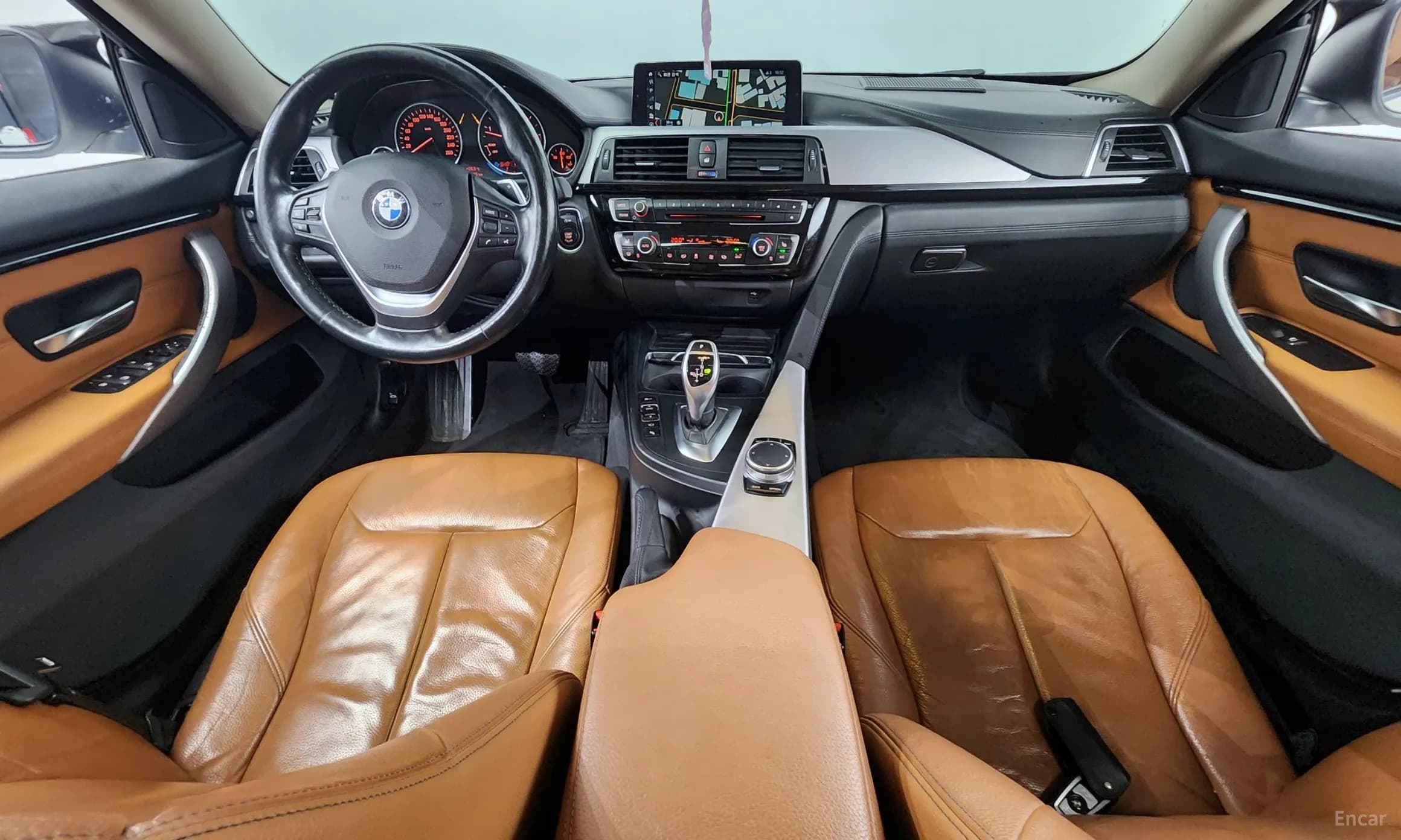 Series 4 (F32)