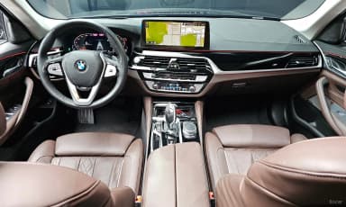 5 Series (G30)