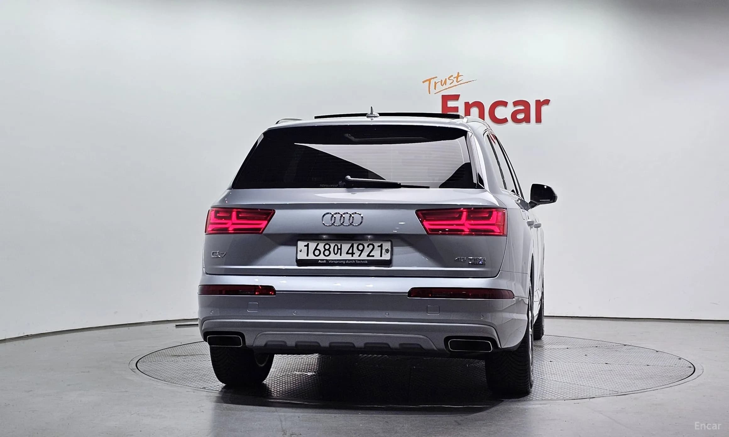 Q7 (4M)