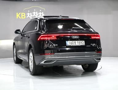 Q8 (4M)