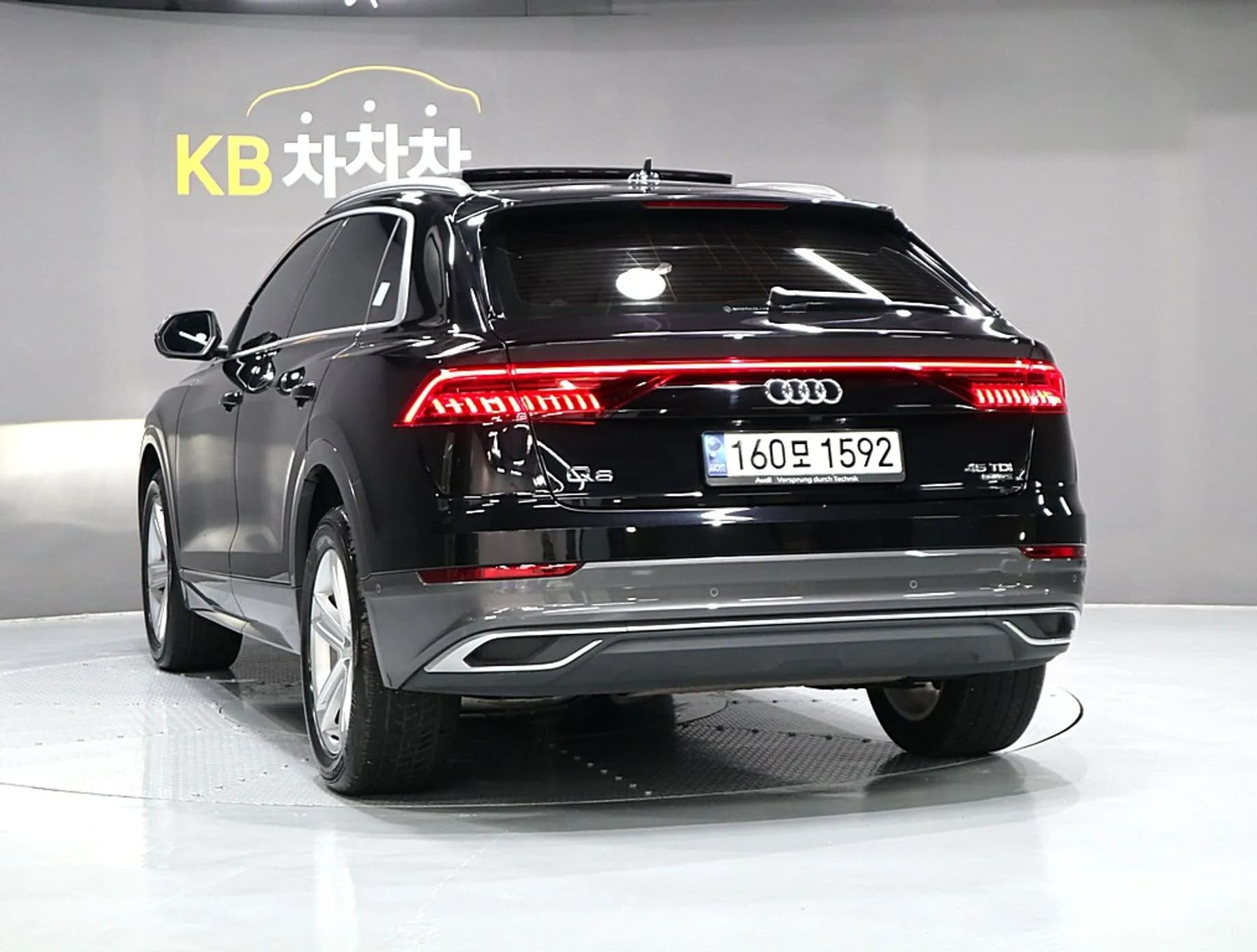 Q8 (4M)