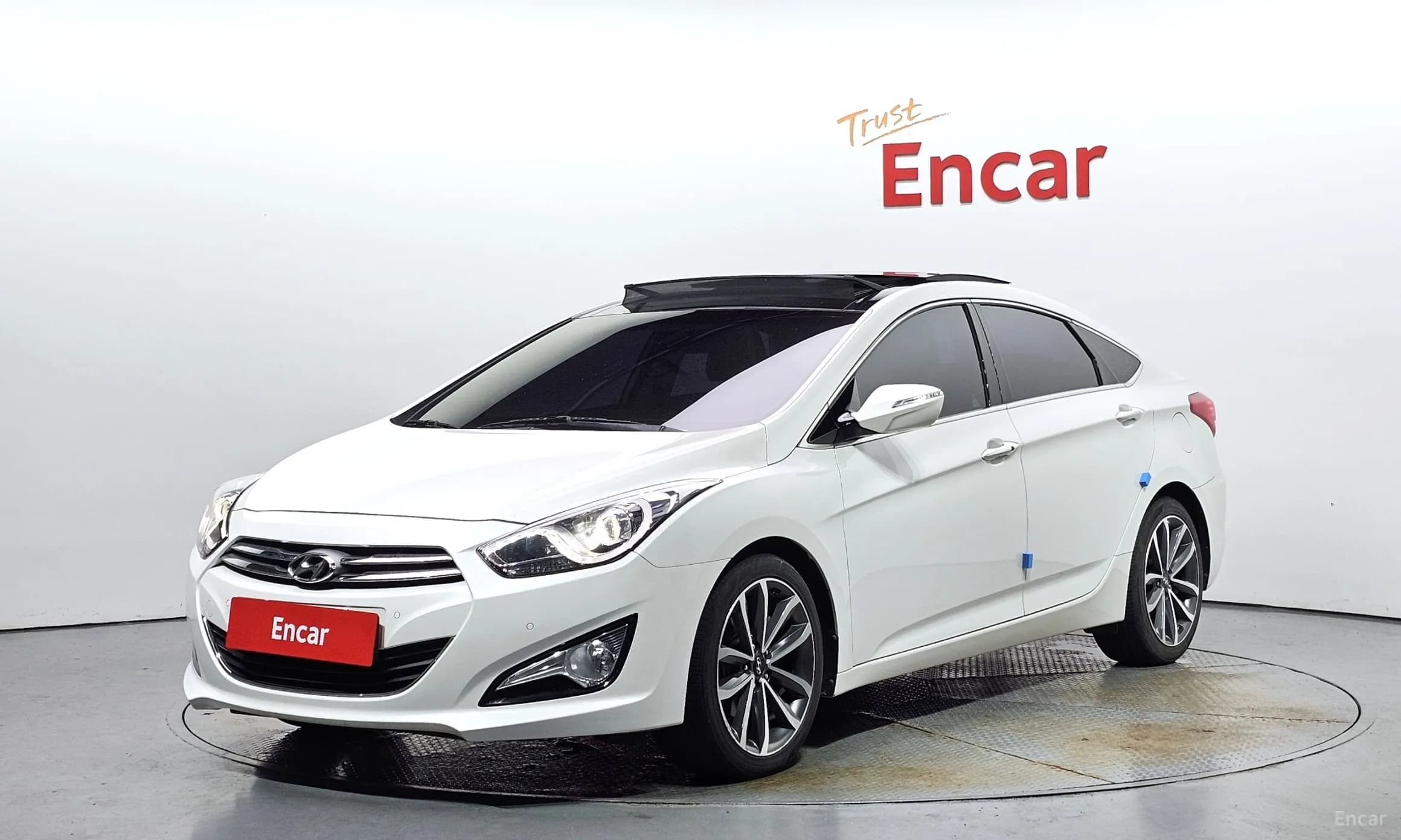 i40 Saloon