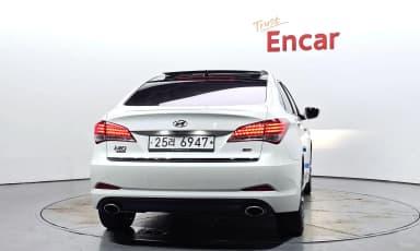 i40 Saloon