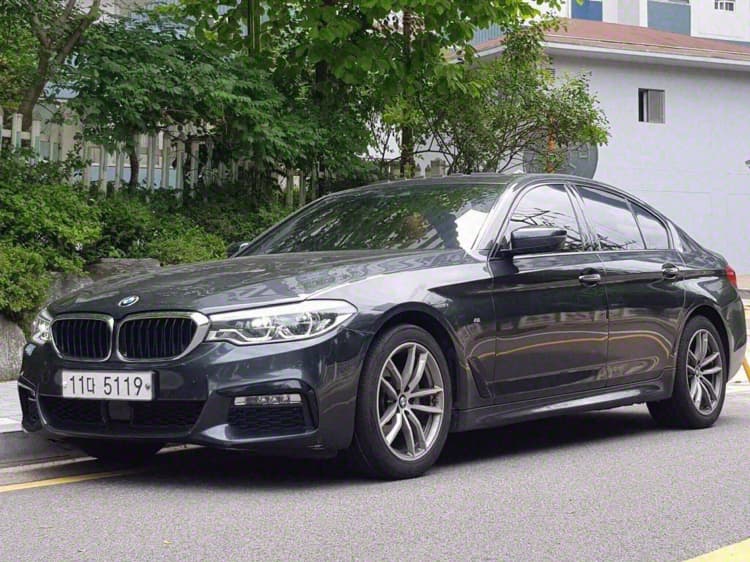 5 Series (G30)