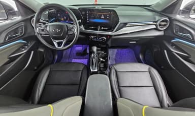 Trax Crossover