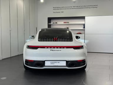 911 (992)