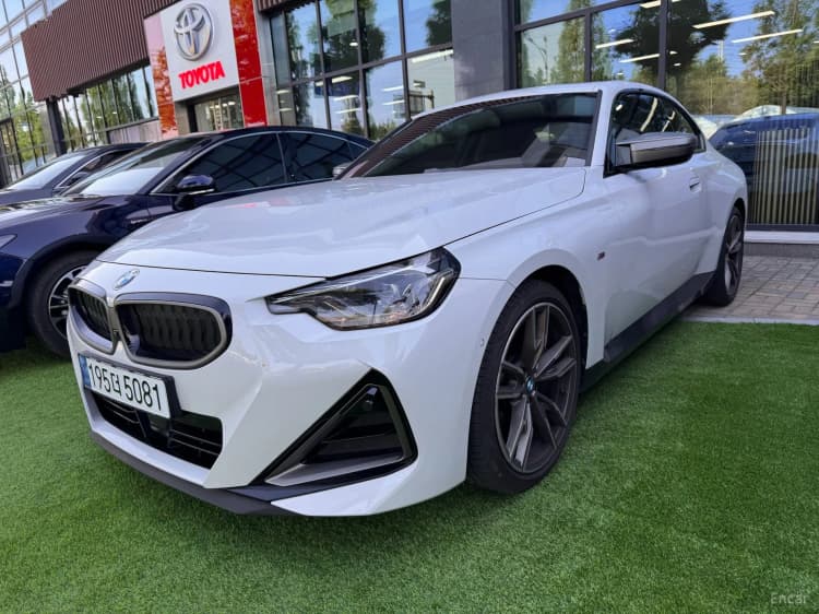 2 Series (G42)
