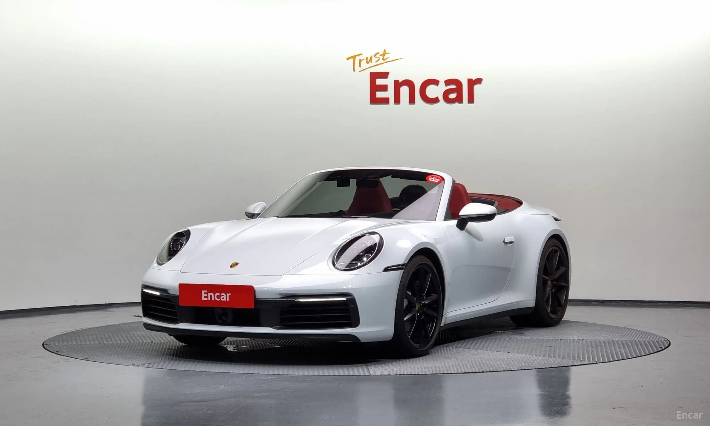 911 (992)