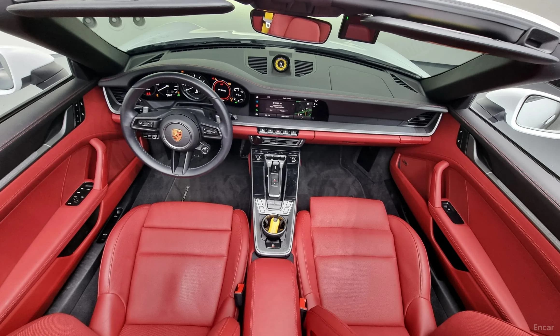 911 (992)
