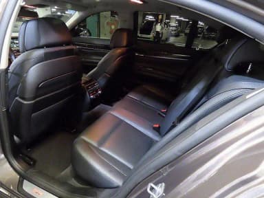 7 Series (F01)