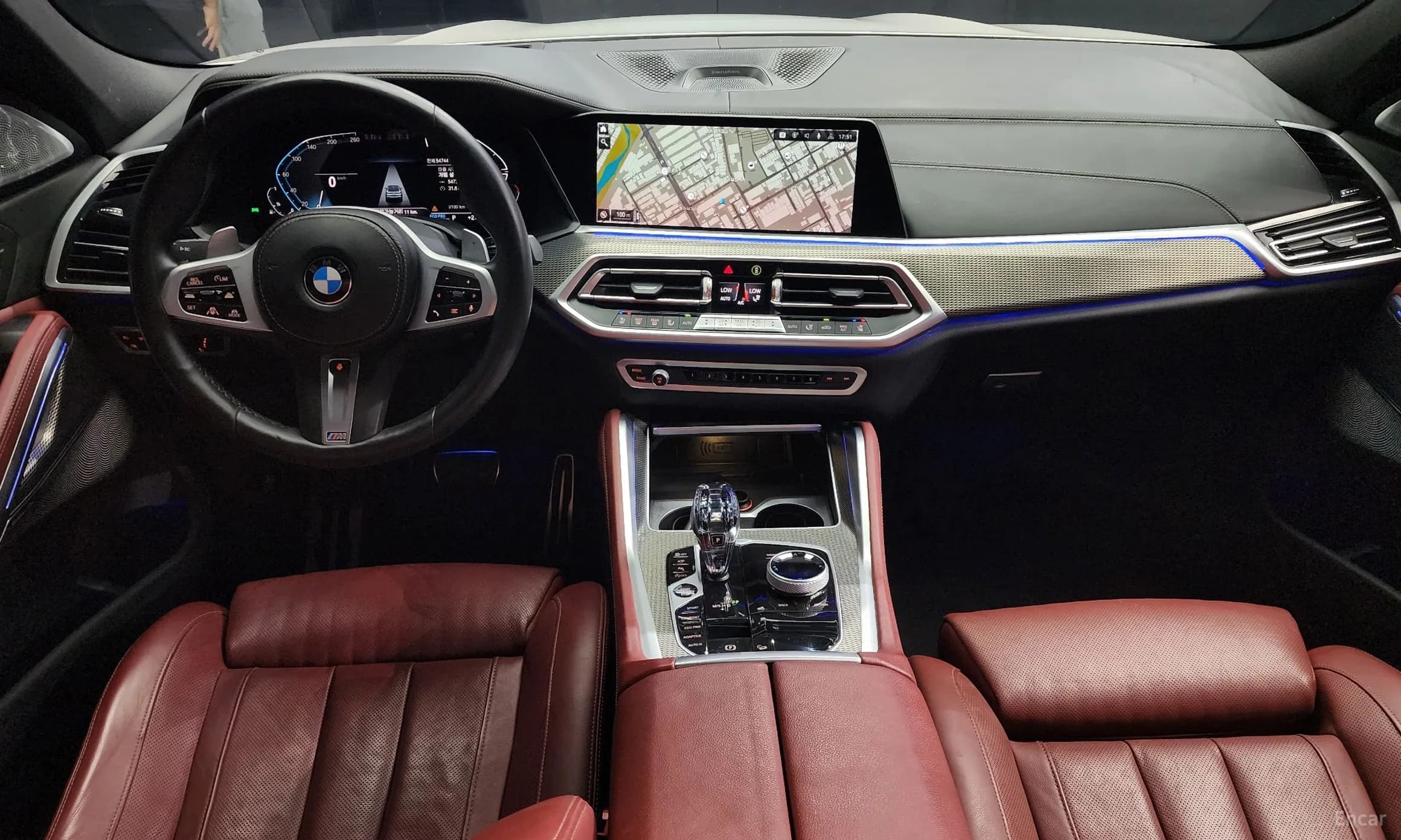 X6 (G06)