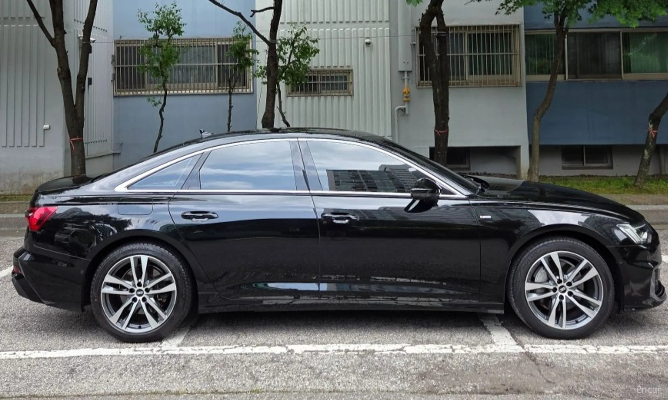 A6 (C8)