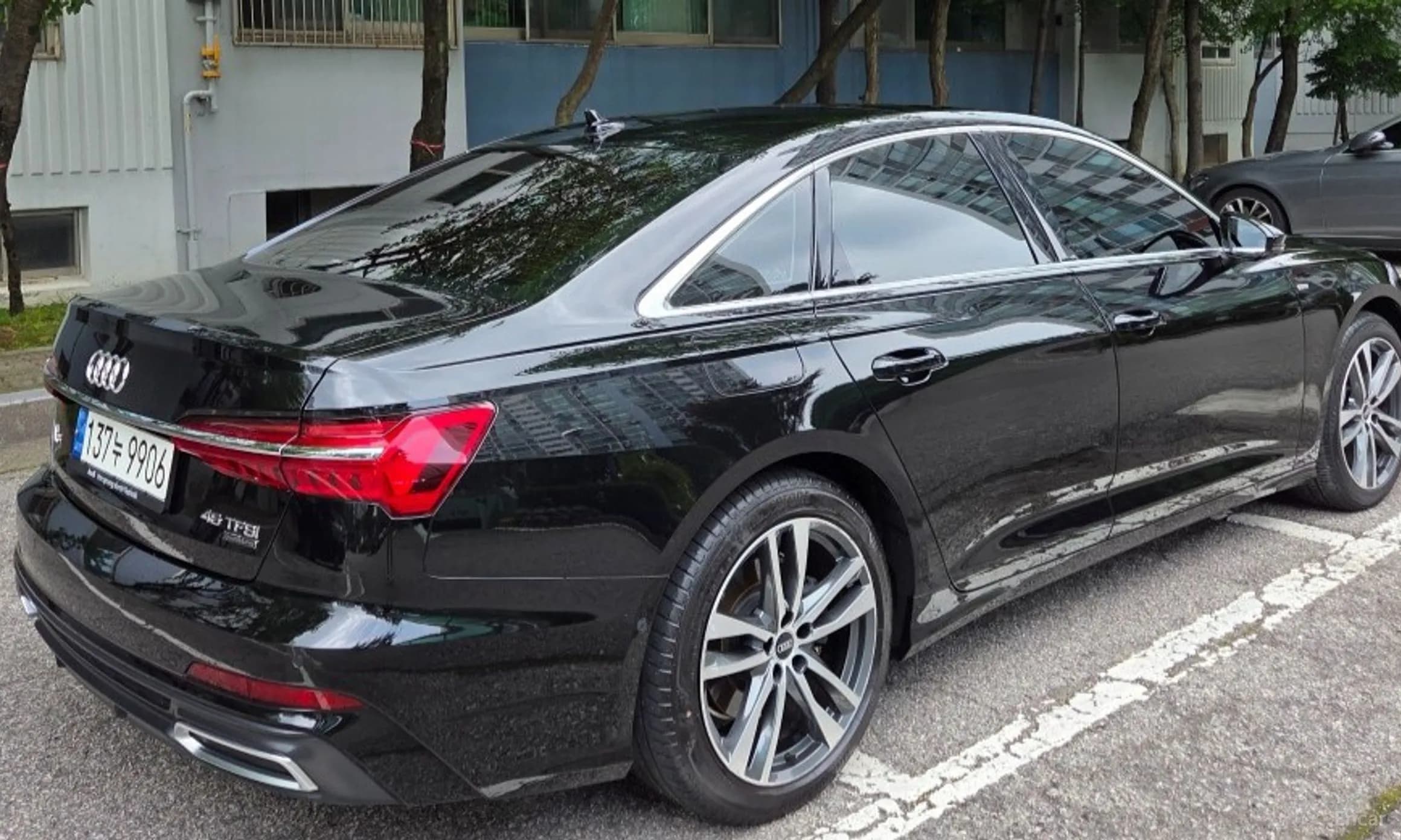 A6 (C8)