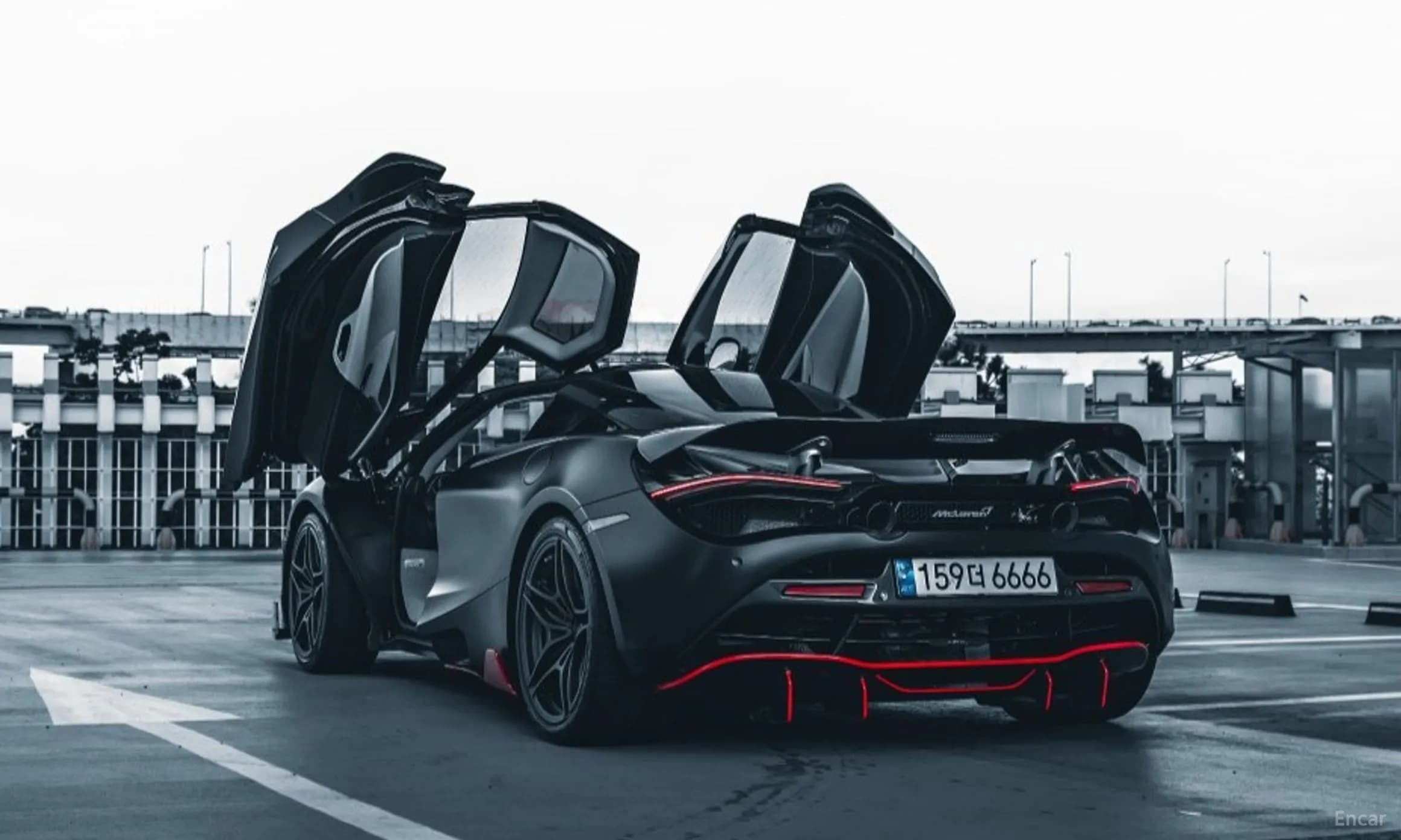 720S