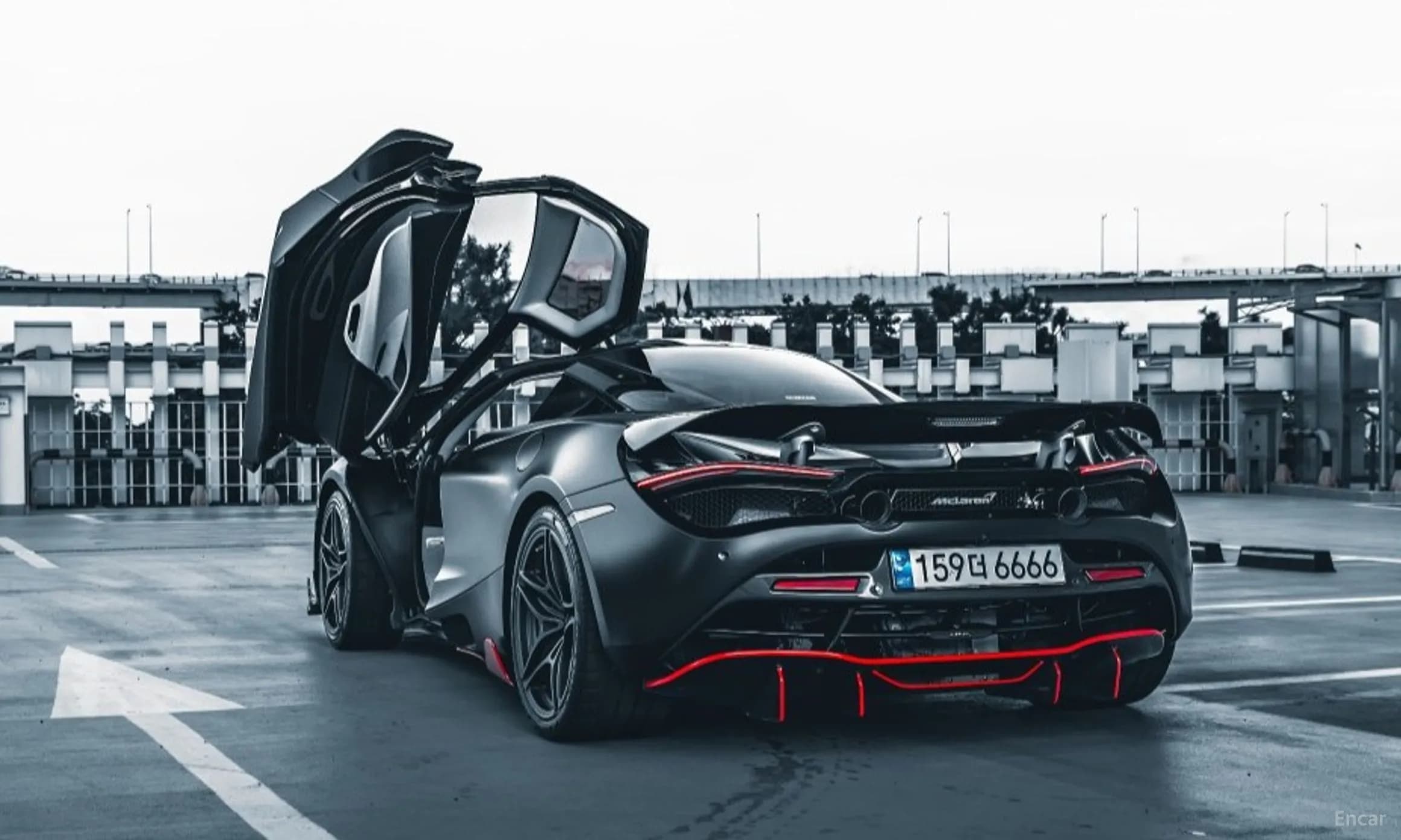 720S