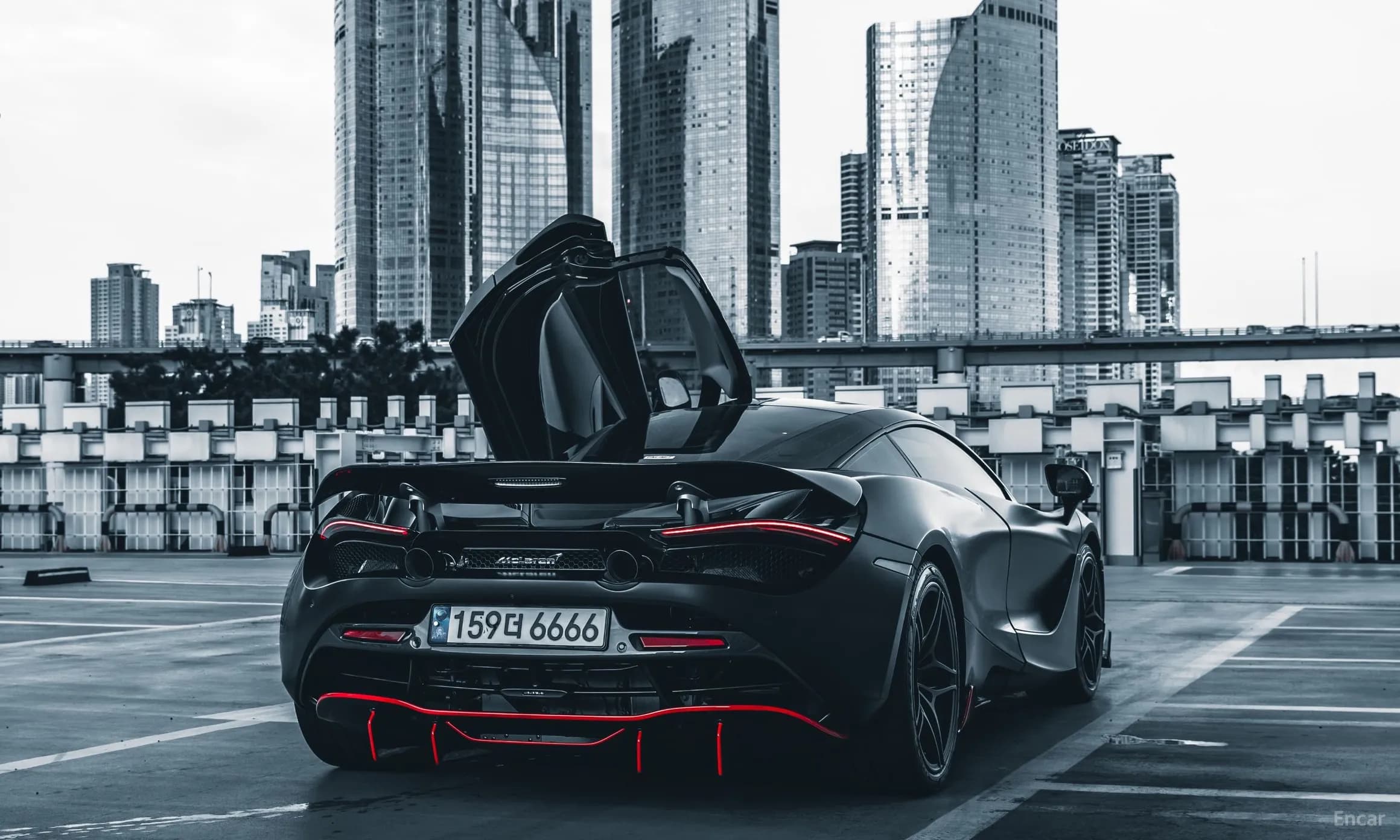 720S
