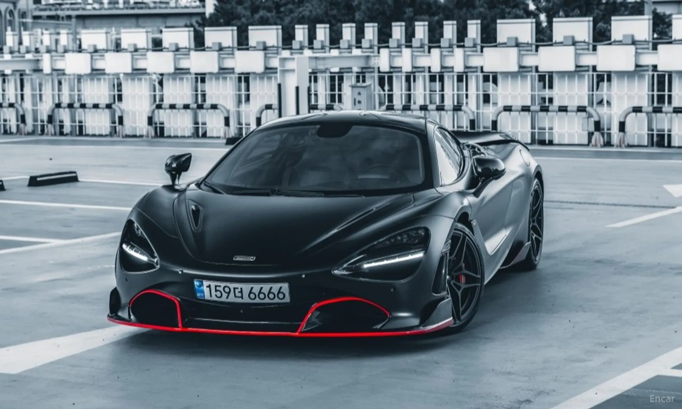 720S