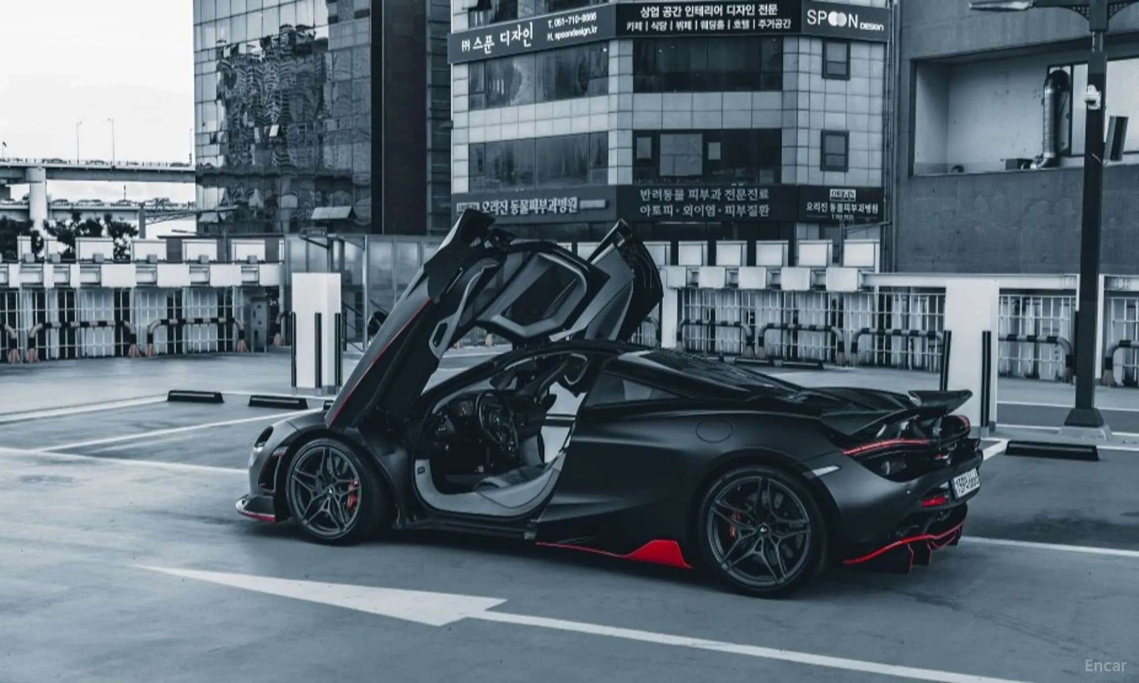720S