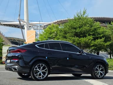 X6 (G06)