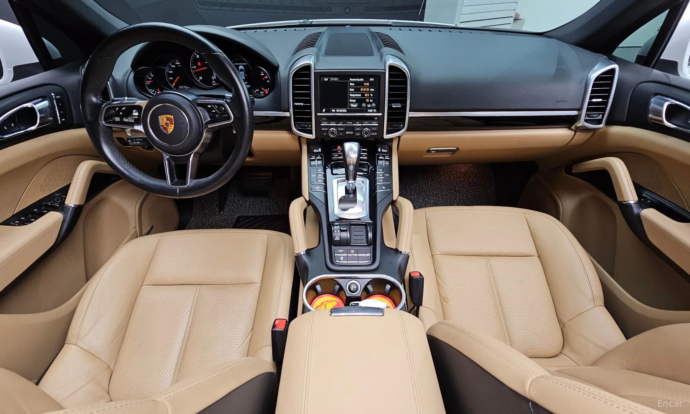 New Cayenne