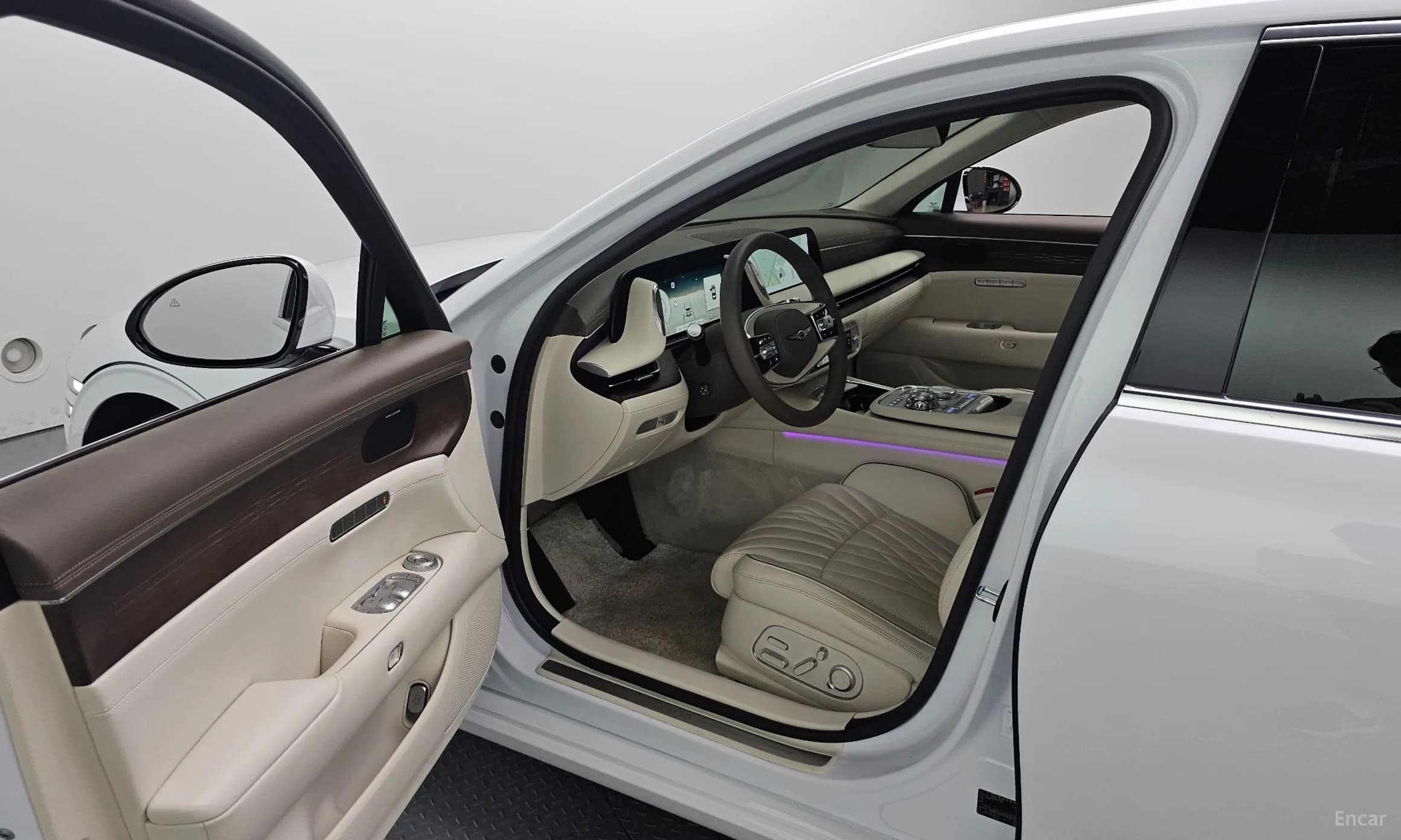 G90 (RS4)