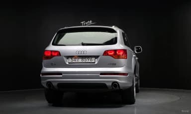 Q7