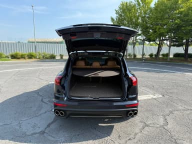 New Cayenne
