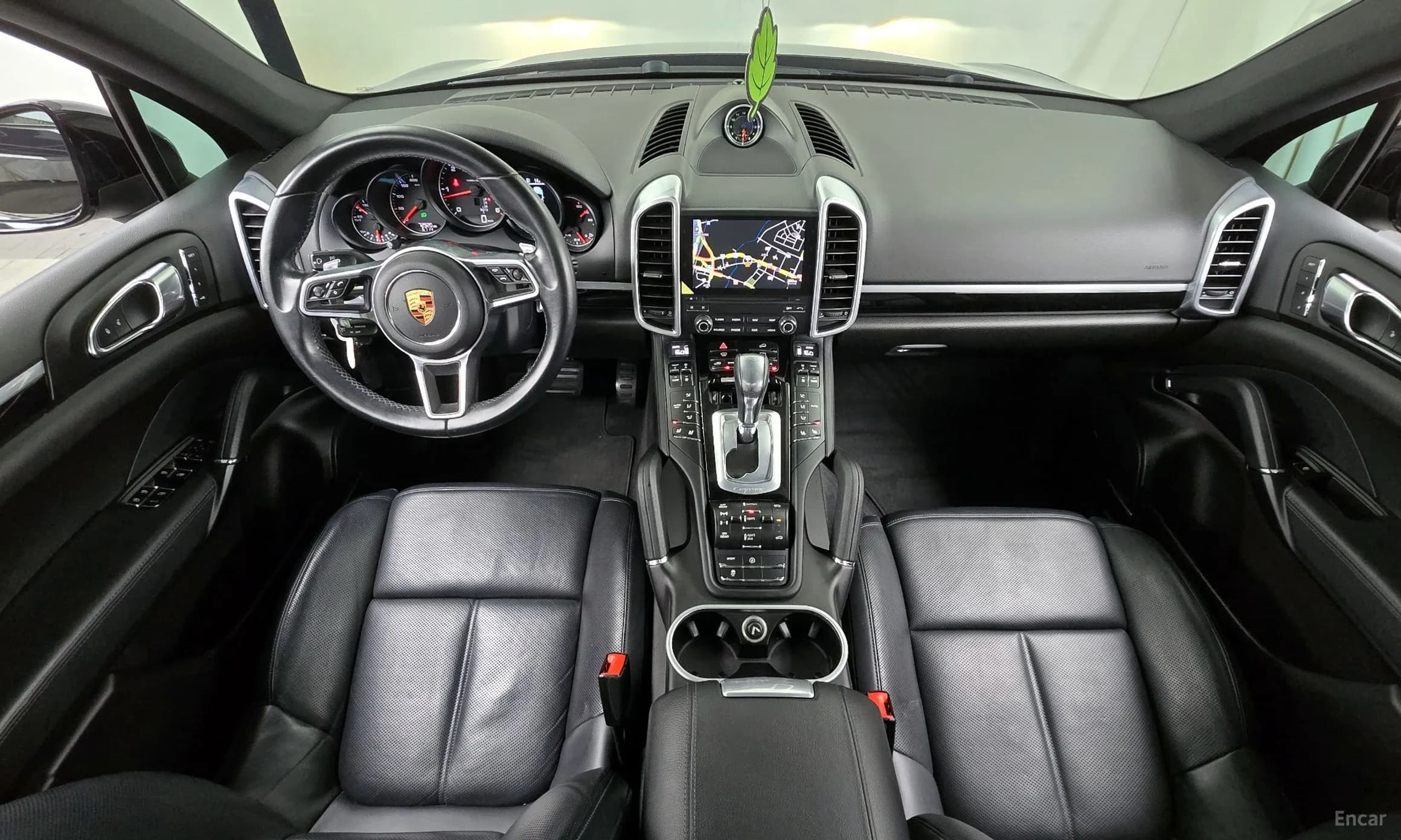 New Cayenne