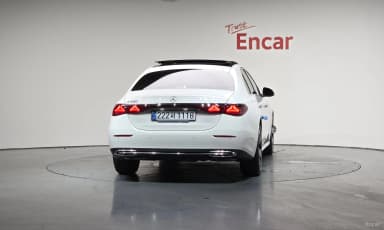 E-Class W214