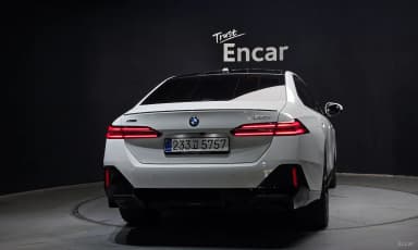 5 Series (G60)