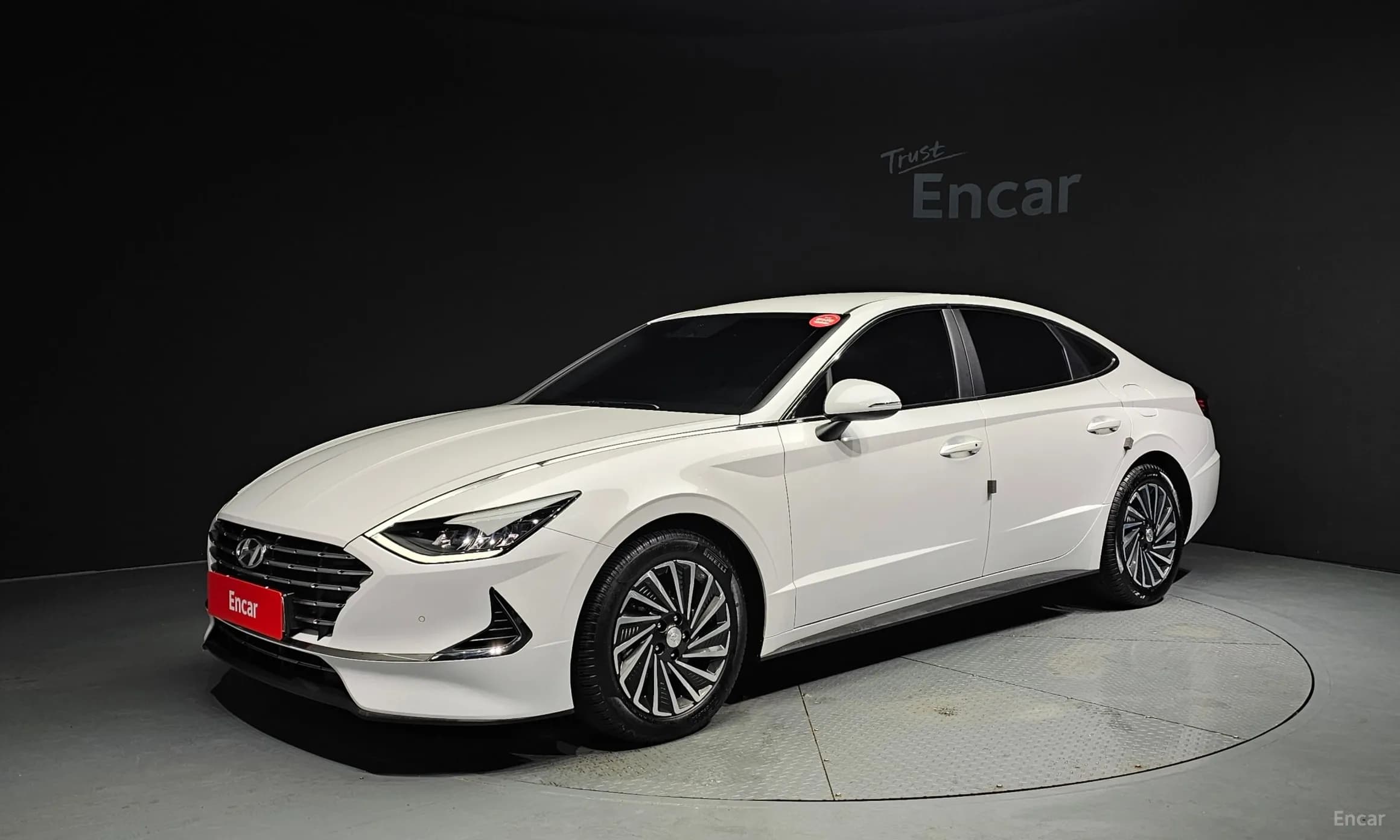 Sonata Hybrid (DN8)