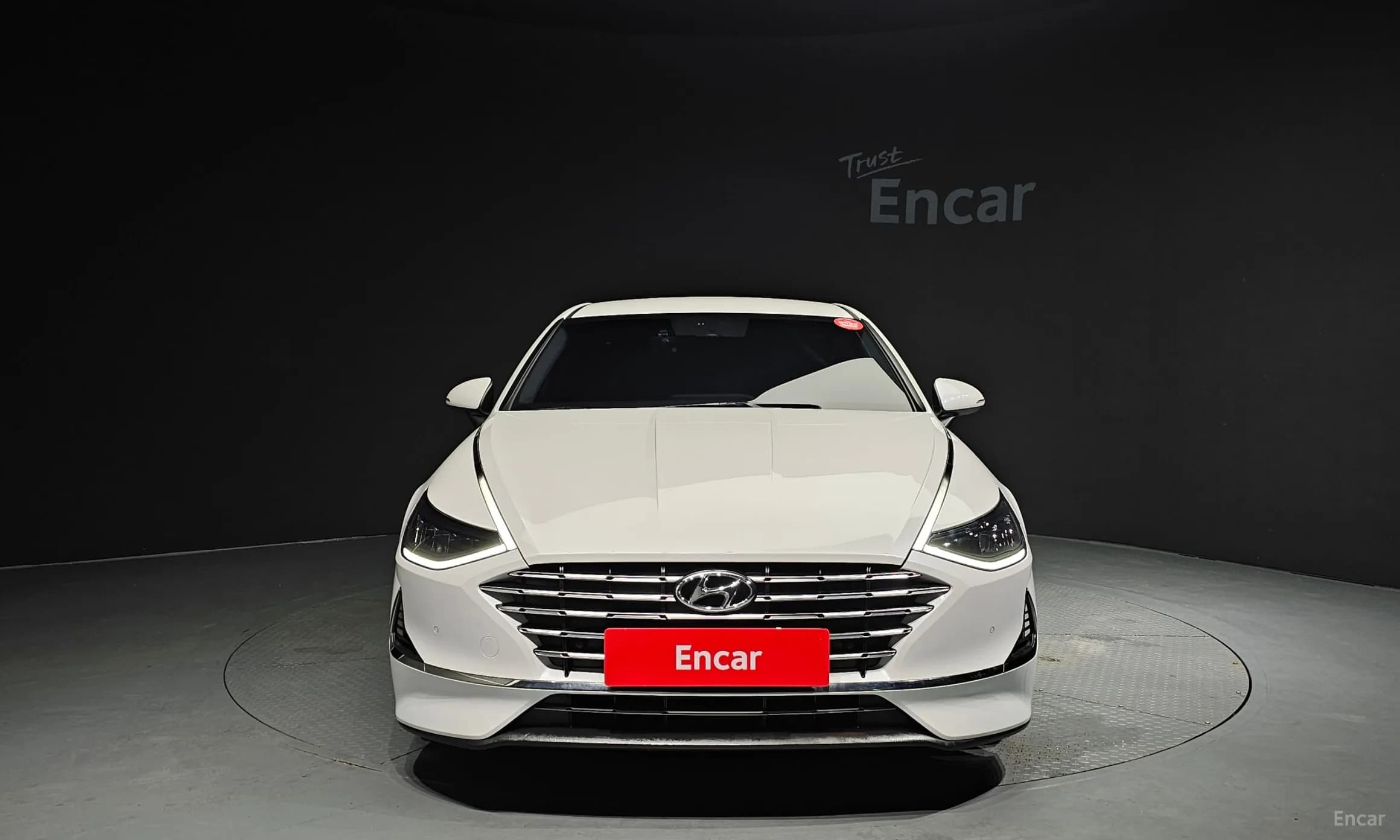 Sonata Hybrid (DN8)