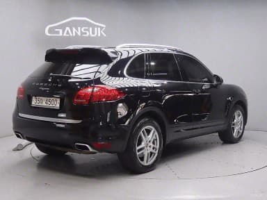 New Cayenne