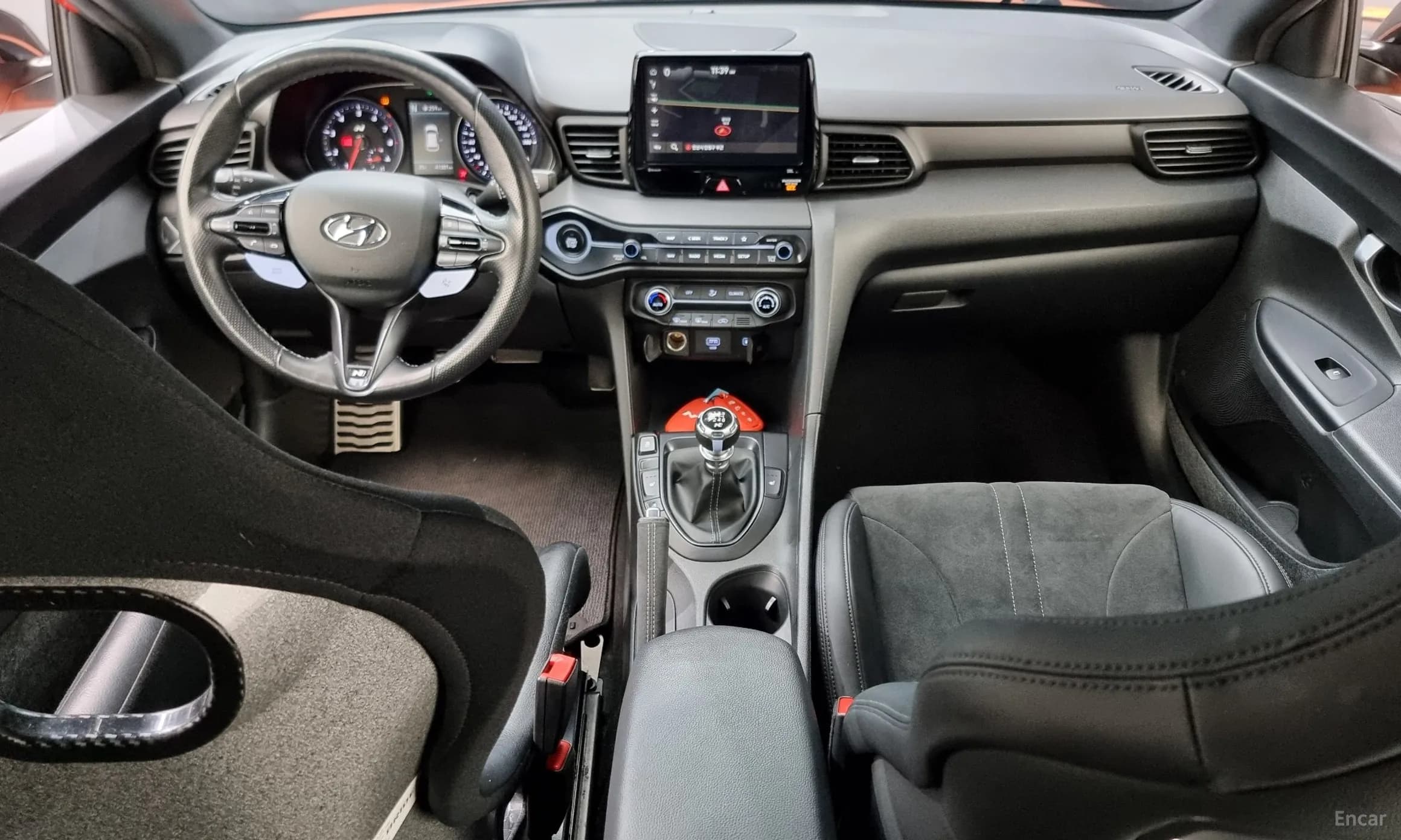 Veloster (JS)
