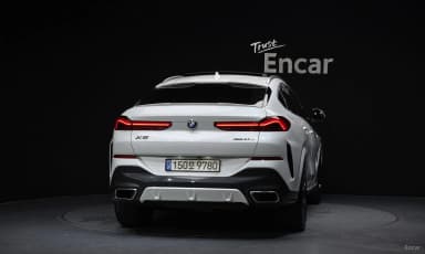 X6 (G06)
