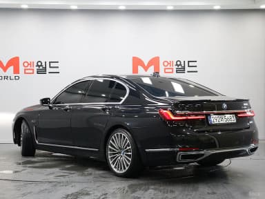 7 Series (G11)