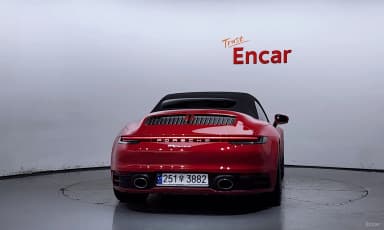 911 (992)