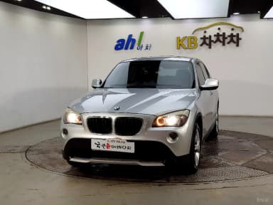 X1 (E84)