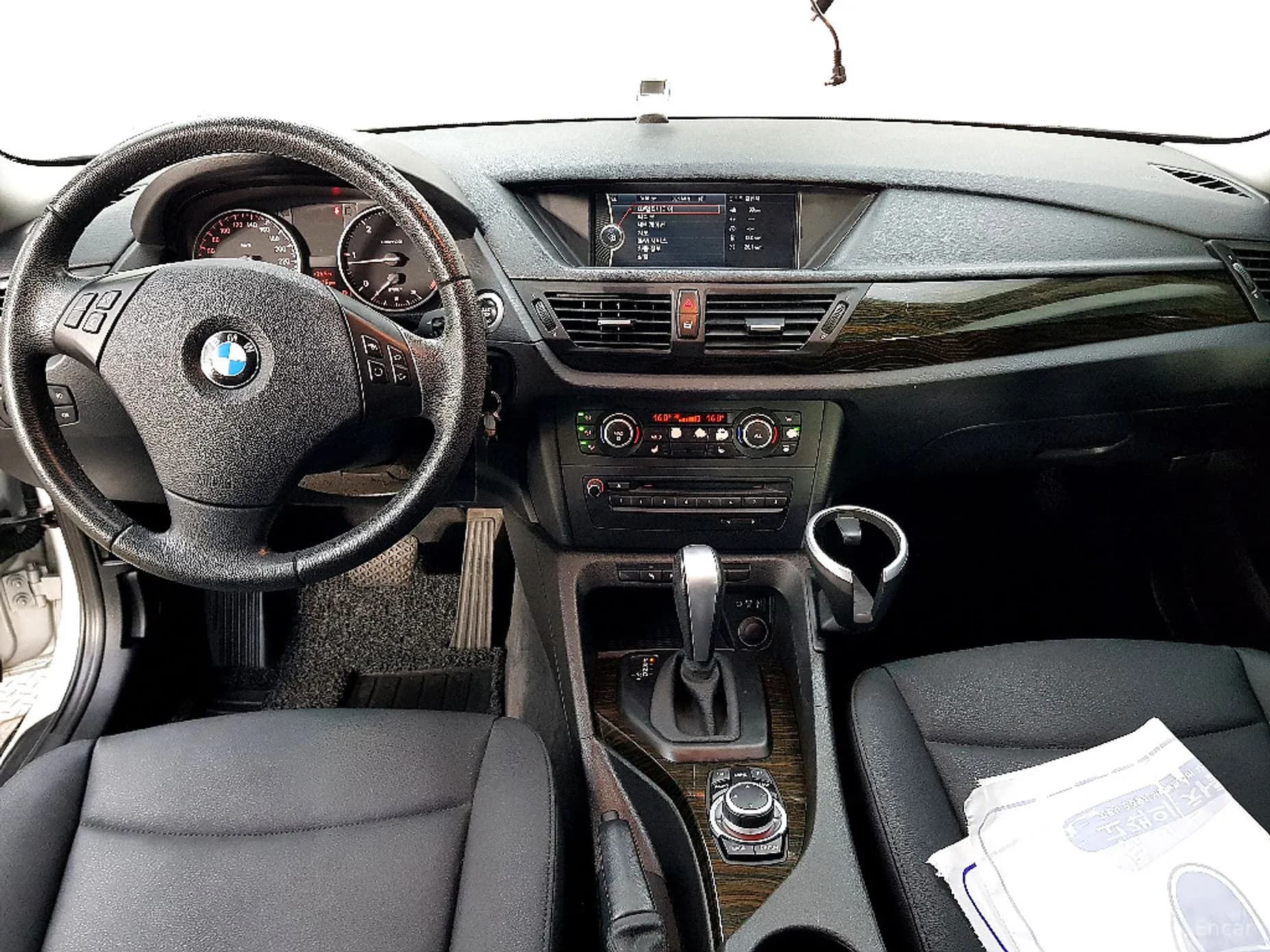 X1 (E84)