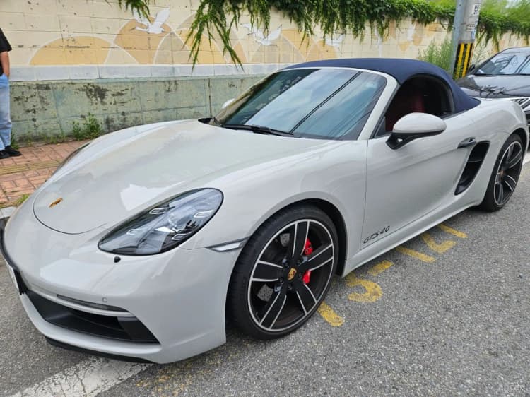 718 Boxster
