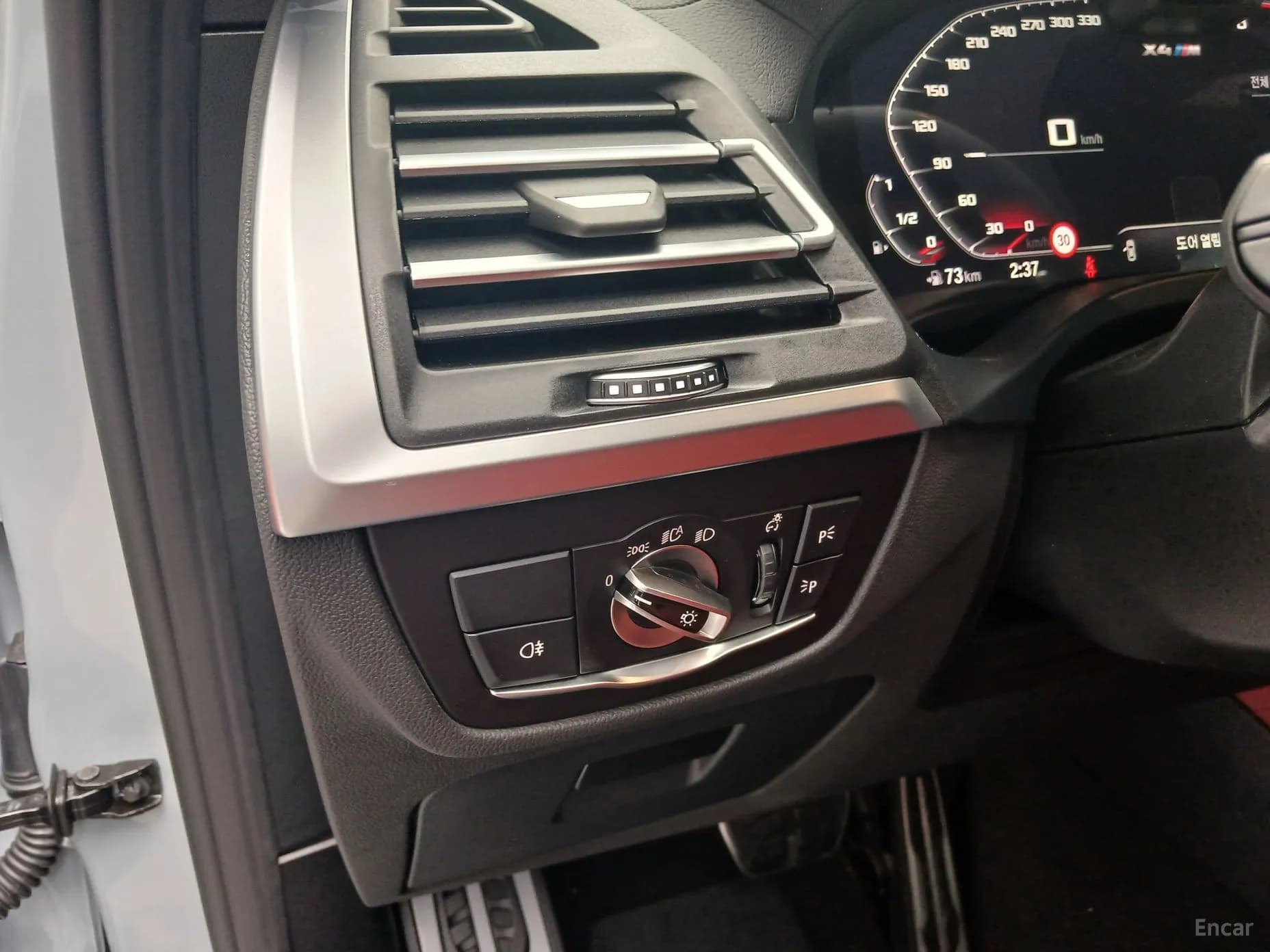 X4M (G02)