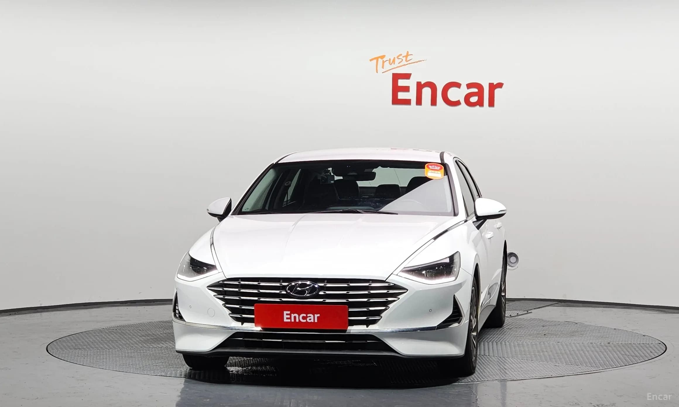 Sonata Hybrid (DN8)